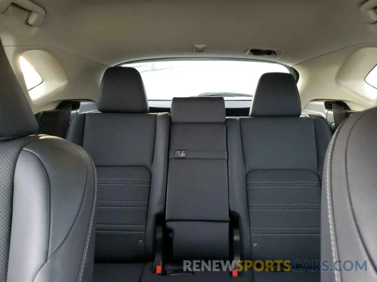 10 fotografías del automóvil dañado JTJBARBZ5K2207204 LEXUS NX 2019