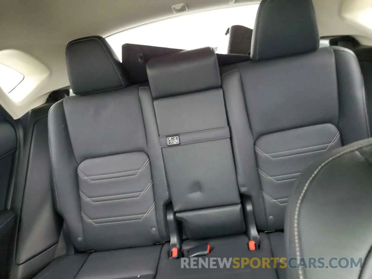 10 fotografías del automóvil dañado JTJBARBZ6K2207597 LEXUS NX 2019