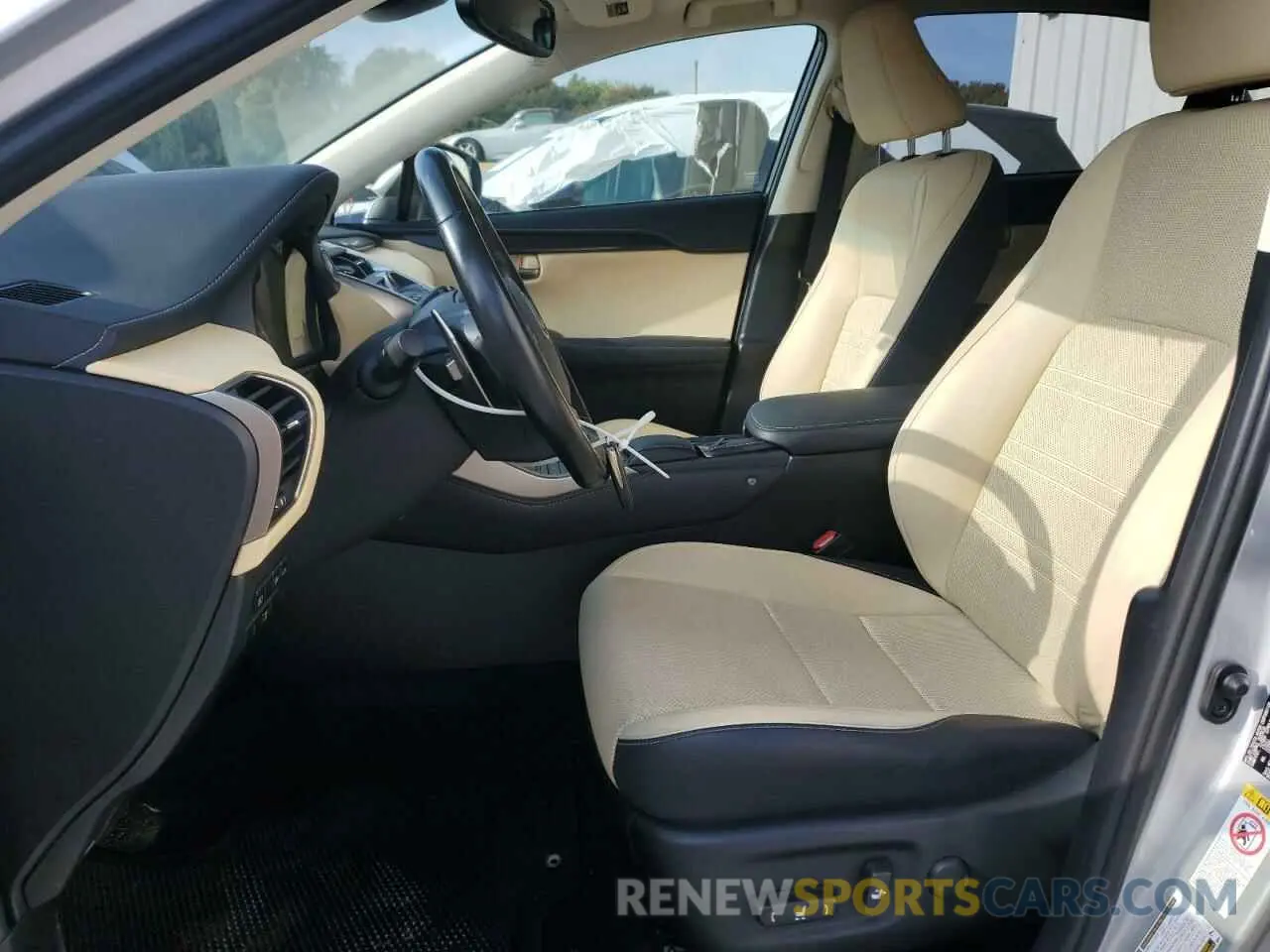 7 fotografías del automóvil dañado JTJBARBZ6K2214520 LEXUS NX 2019