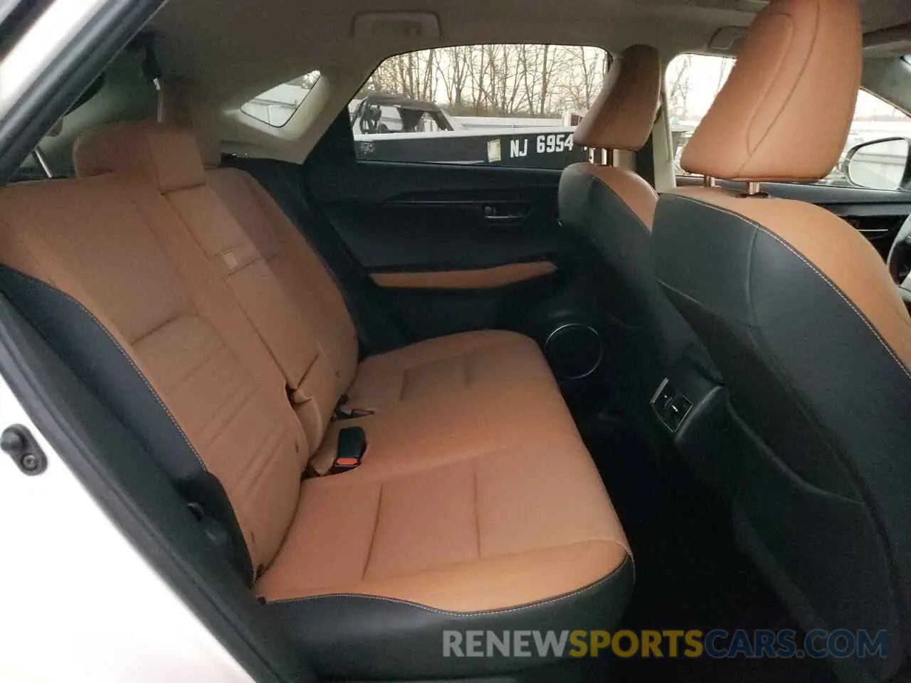 11 fotografías del automóvil dañado JTJBARBZ8K2185179 LEXUS NX 2019