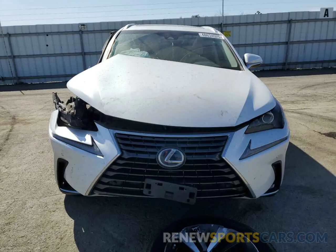 5 fotografías del automóvil dañado JTJBJRBZ0K2104109 LEXUS NX 2019