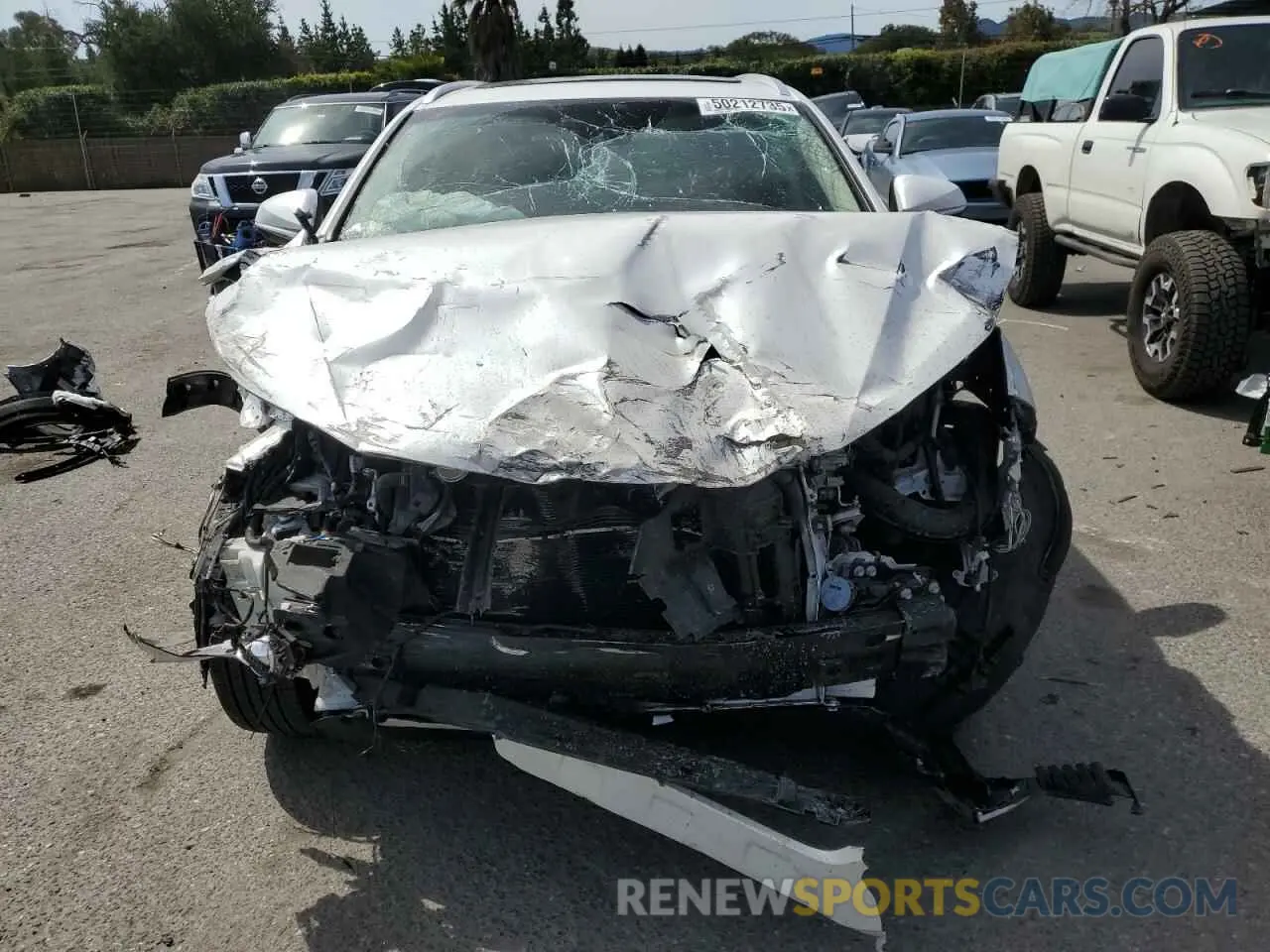 5 fotografías del automóvil dañado JTJBJRBZ2K2110008 LEXUS NX 2019