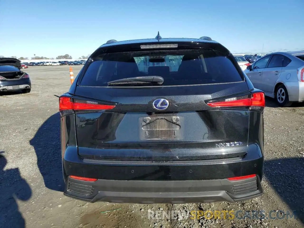 6 fotografías del automóvil dañado JTJBJRBZ5K2102548 LEXUS NX 2019