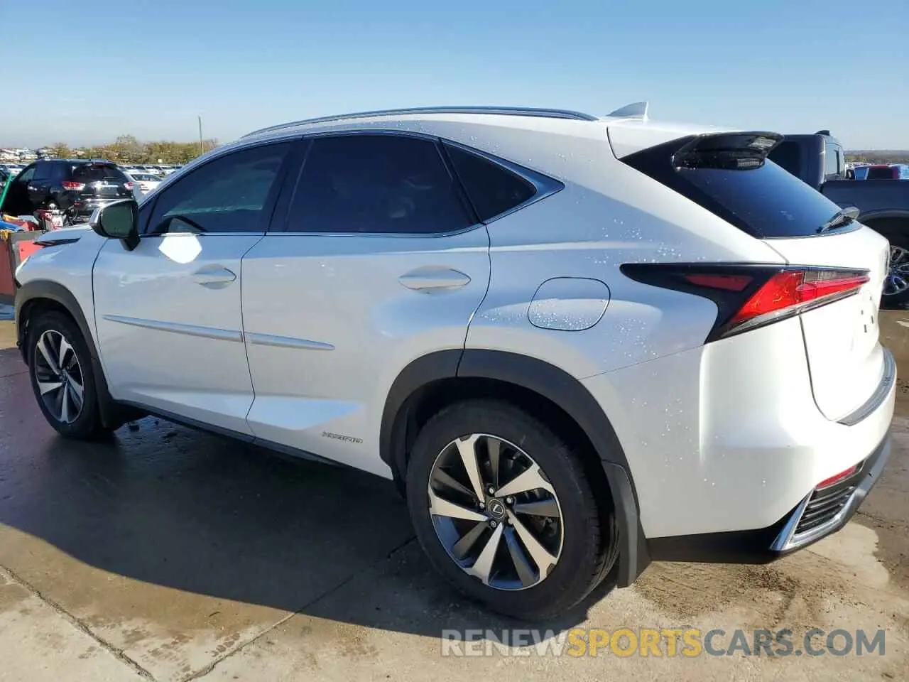2 fotografías del automóvil dañado JTJBJRBZ7K2114913 LEXUS NX 2019