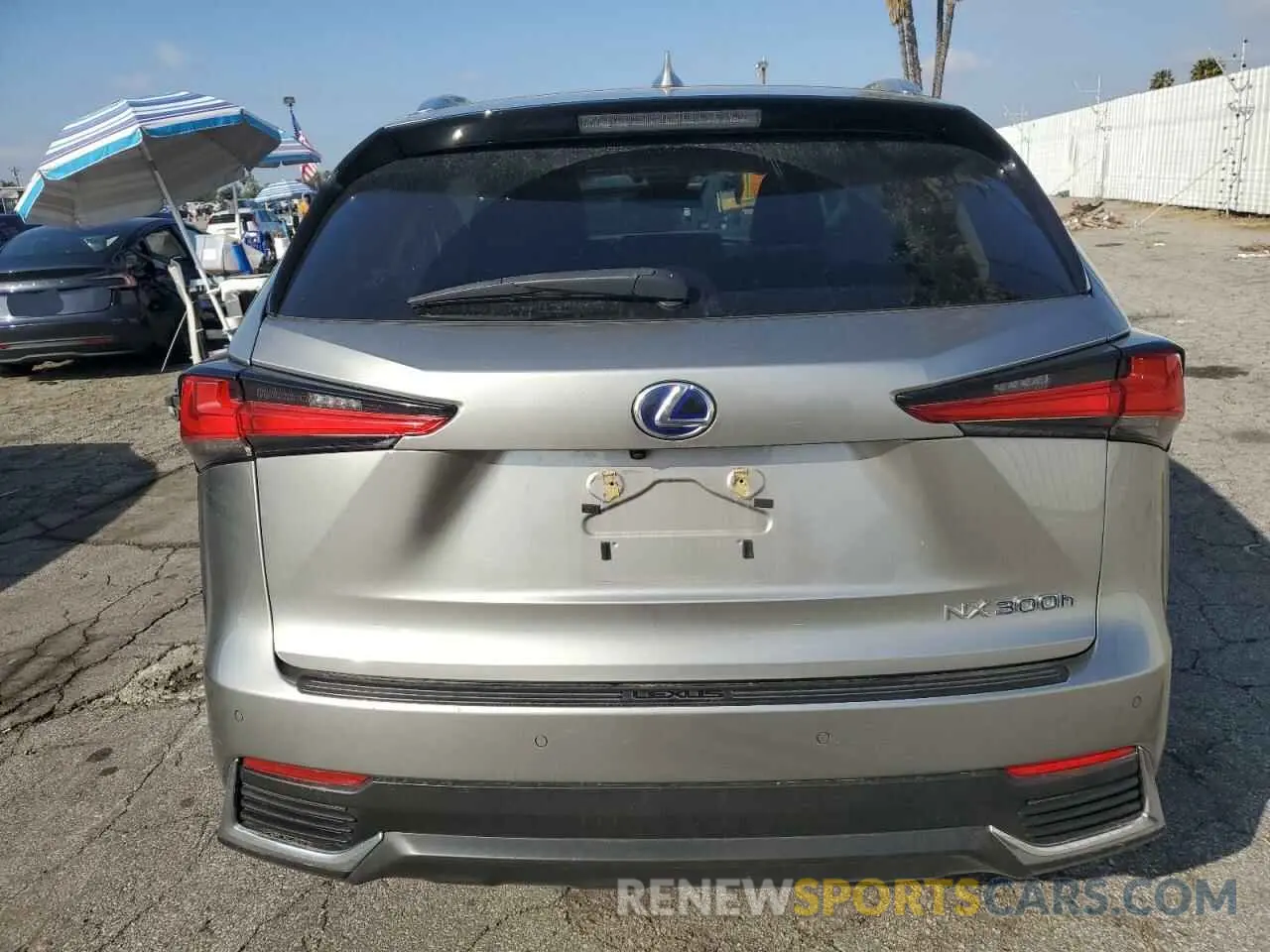 6 fotografías del automóvil dañado JTJBJRBZ9K2120180 LEXUS NX 2019
