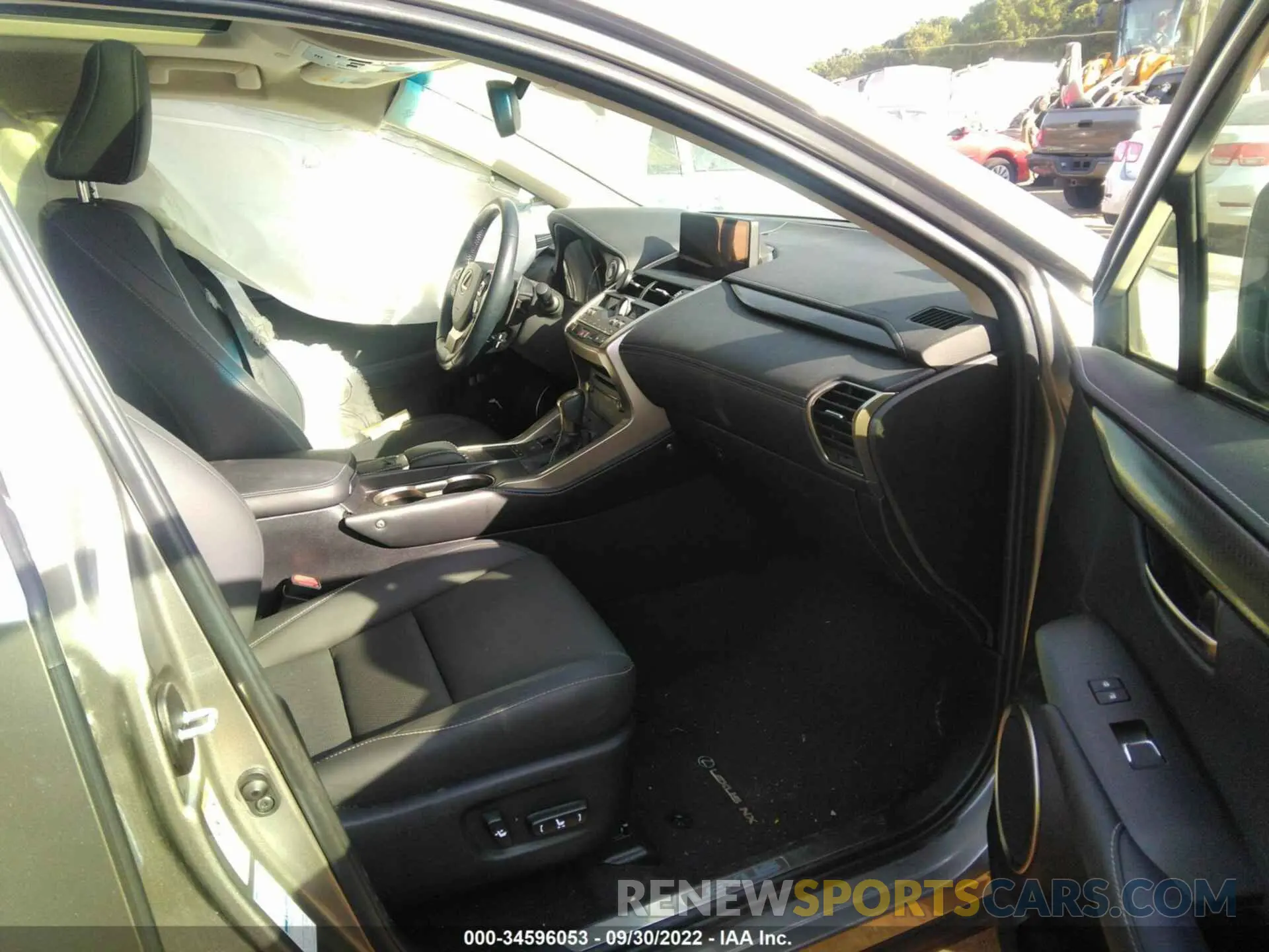 5 fotografías del automóvil dañado JTJBJRBZXK2109513 LEXUS NX 2019