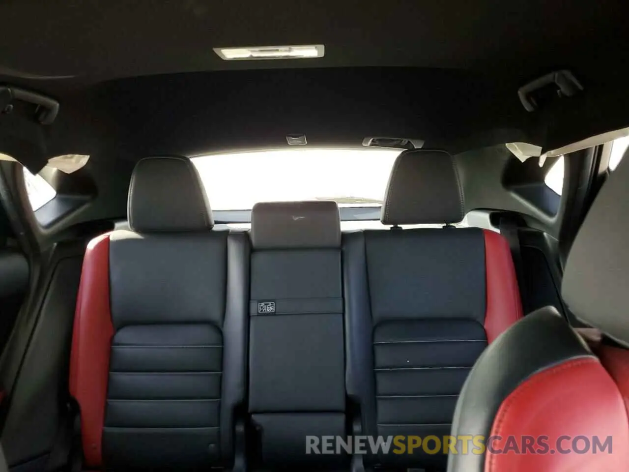 10 fotografías del automóvil dañado JTJYARBZ0K2138318 LEXUS NX 2019