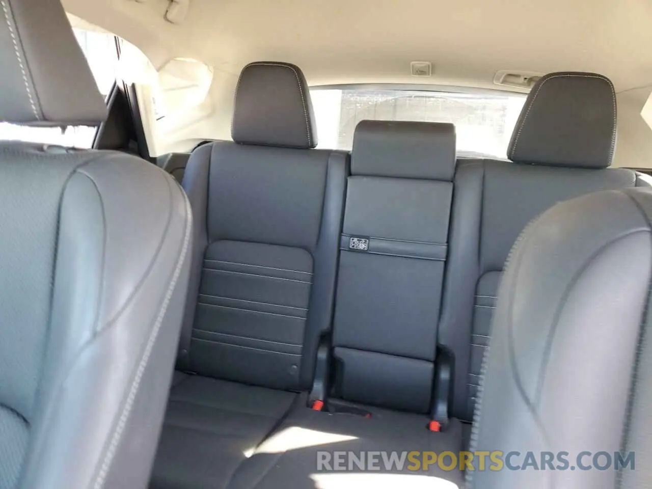 10 fotografías del automóvil dañado JTJYARBZ0K2141851 LEXUS NX 2019