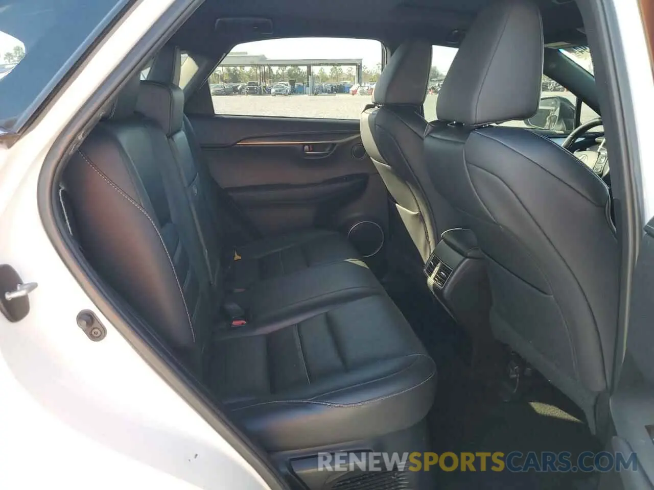 10 fotografías del automóvil dañado JTJYARBZ0K2145964 LEXUS NX 2019