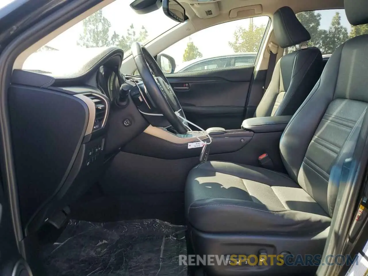 7 fotografías del automóvil dañado JTJYARBZ2K2122749 LEXUS NX 2019