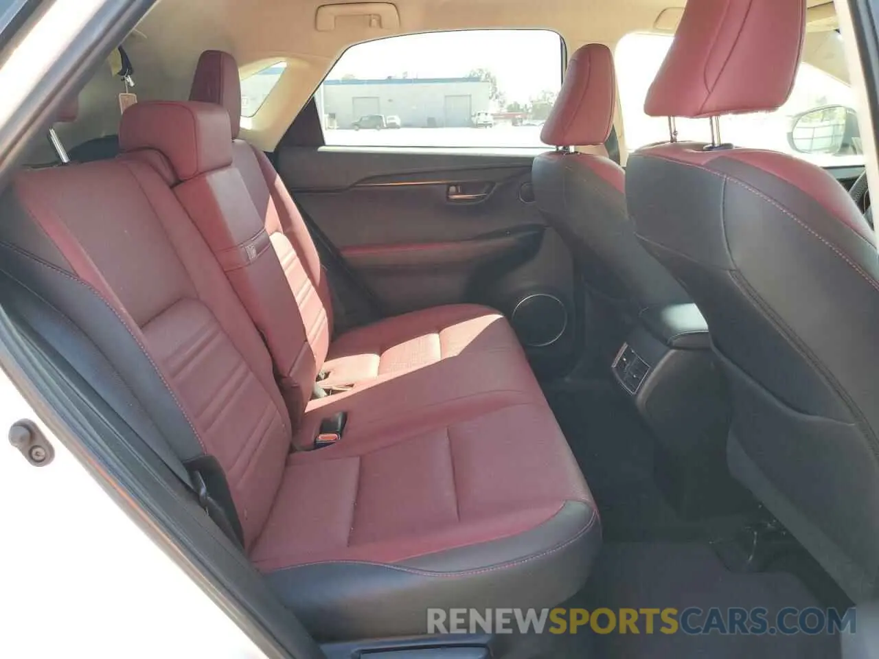 11 fotografías del automóvil dañado JTJYARBZ3K2138538 LEXUS NX 2019
