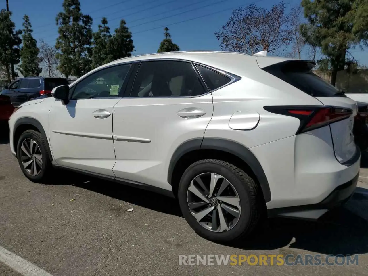 2 fotografías del automóvil dañado JTJYARBZ3K2138538 LEXUS NX 2019