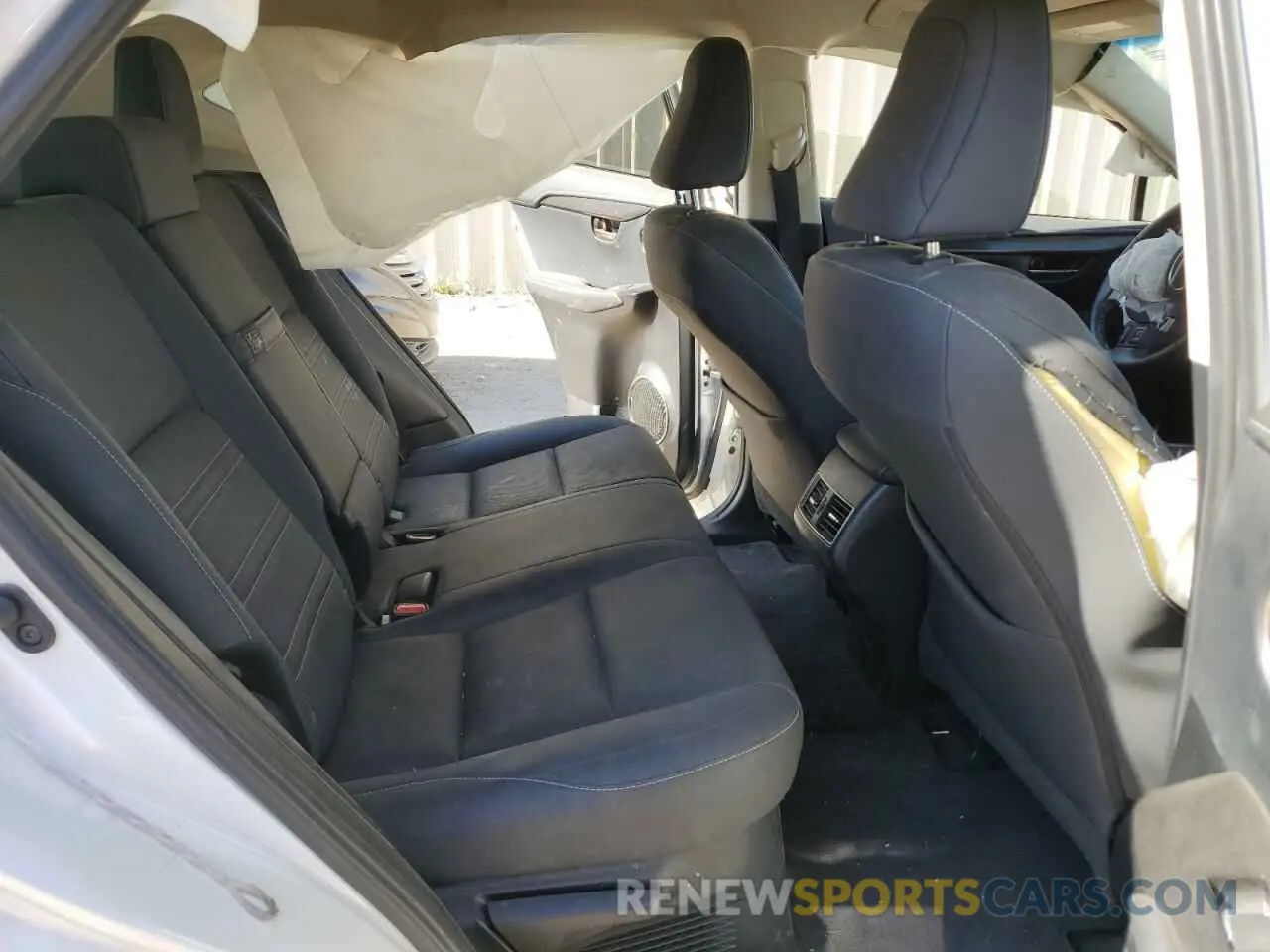 10 fotografías del automóvil dañado JTJYARBZ3K2144887 LEXUS NX 2019