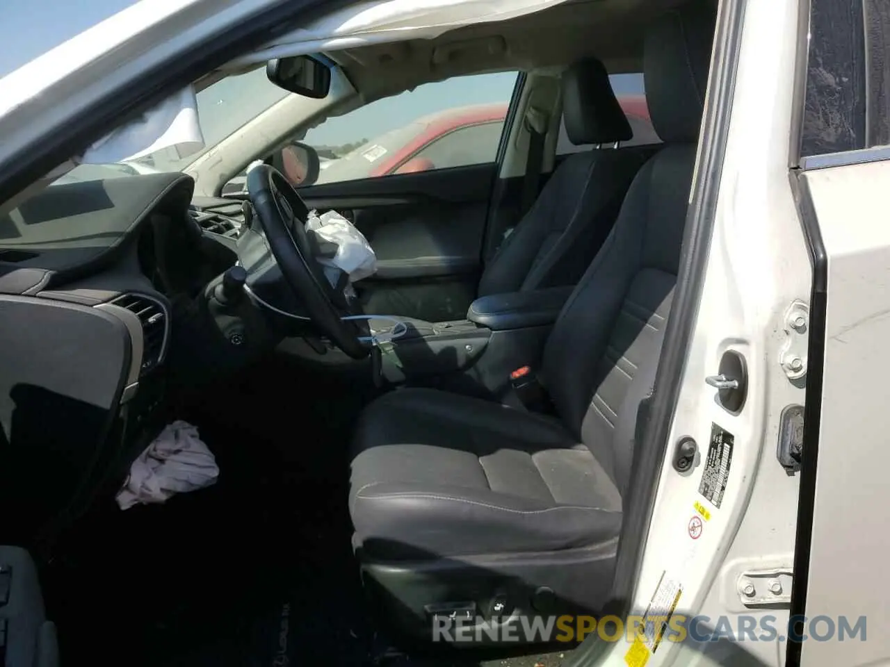 7 fotografías del automóvil dañado JTJYARBZ3K2144887 LEXUS NX 2019