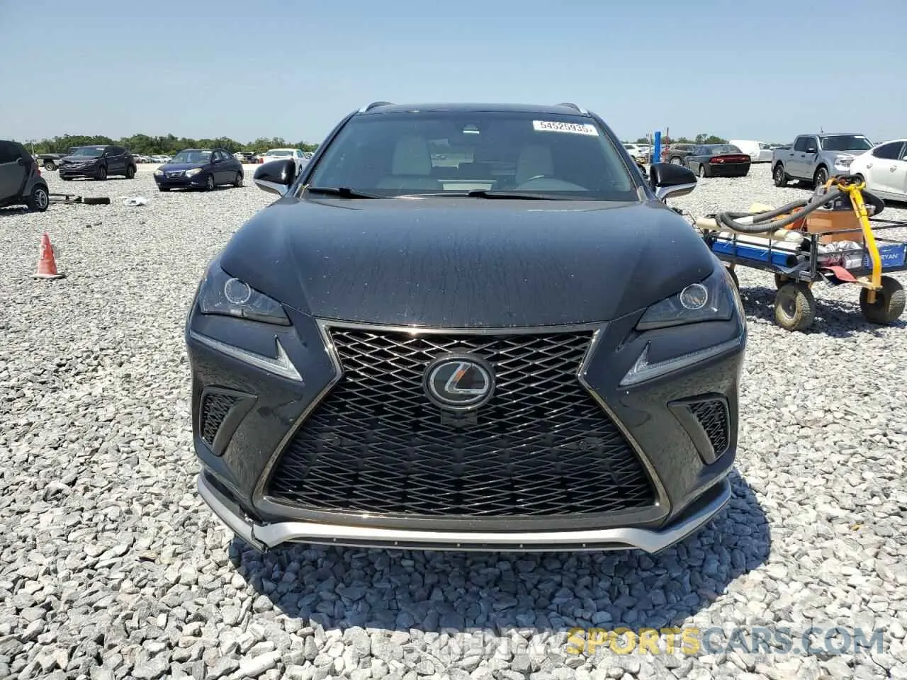 5 fotografías del automóvil dañado JTJYARBZ3K2149457 LEXUS NX 2019