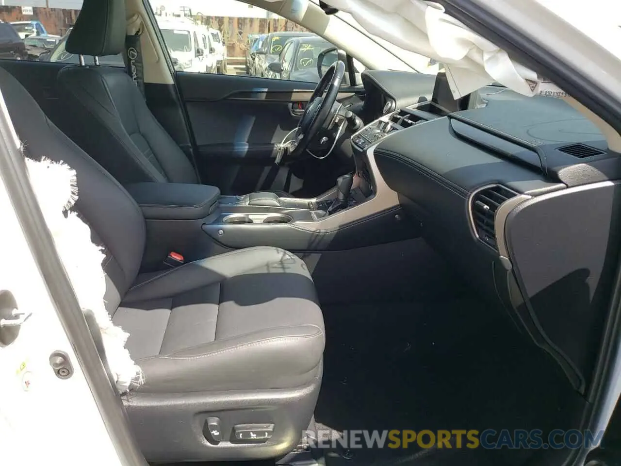 5 fotografías del automóvil dañado JTJYARBZ3K2154531 LEXUS NX 2019