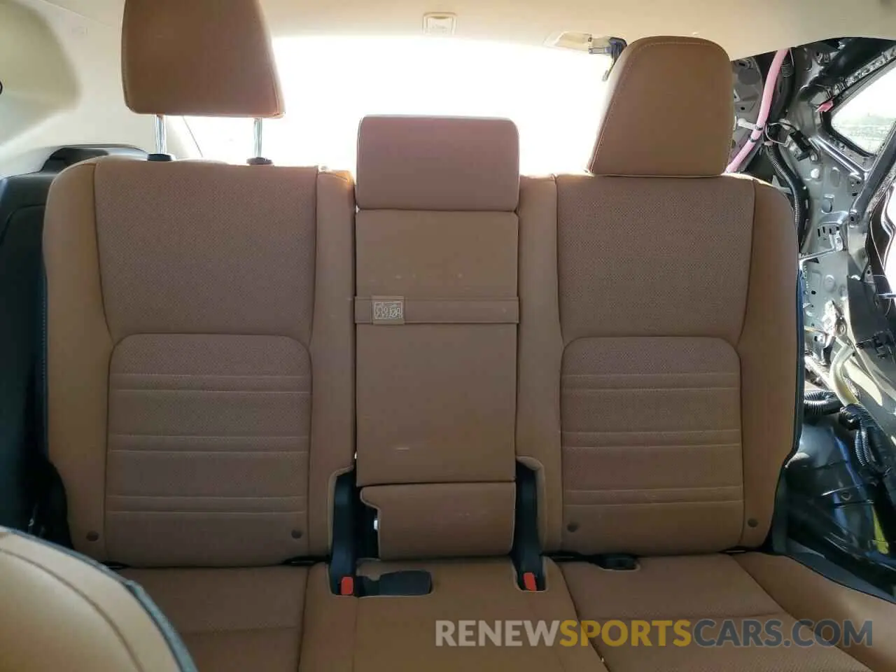 10 fotografías del automóvil dañado JTJYARBZ4K2143392 LEXUS NX 2019