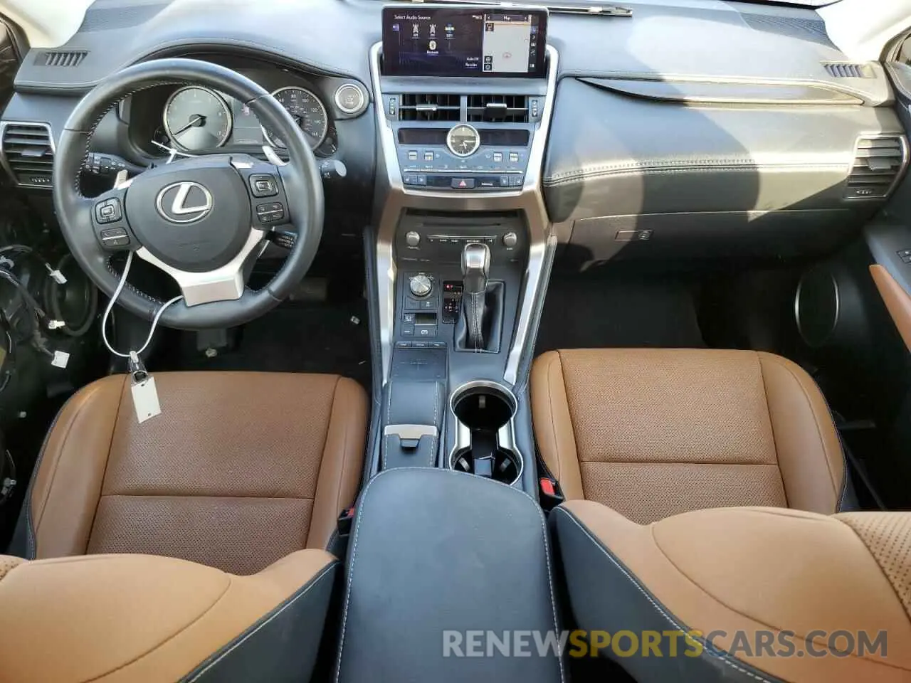 8 fotografías del automóvil dañado JTJYARBZ4K2143392 LEXUS NX 2019
