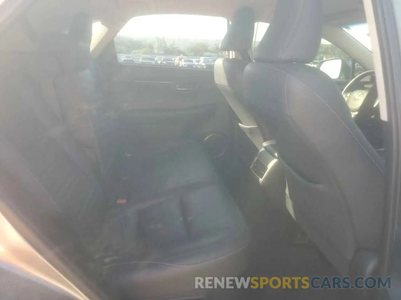 11 fotografías del automóvil dañado JTJYARBZ5K2137973 LEXUS NX 2019