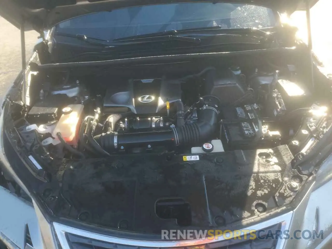 12 fotografías del automóvil dañado JTJYARBZ5K2137973 LEXUS NX 2019