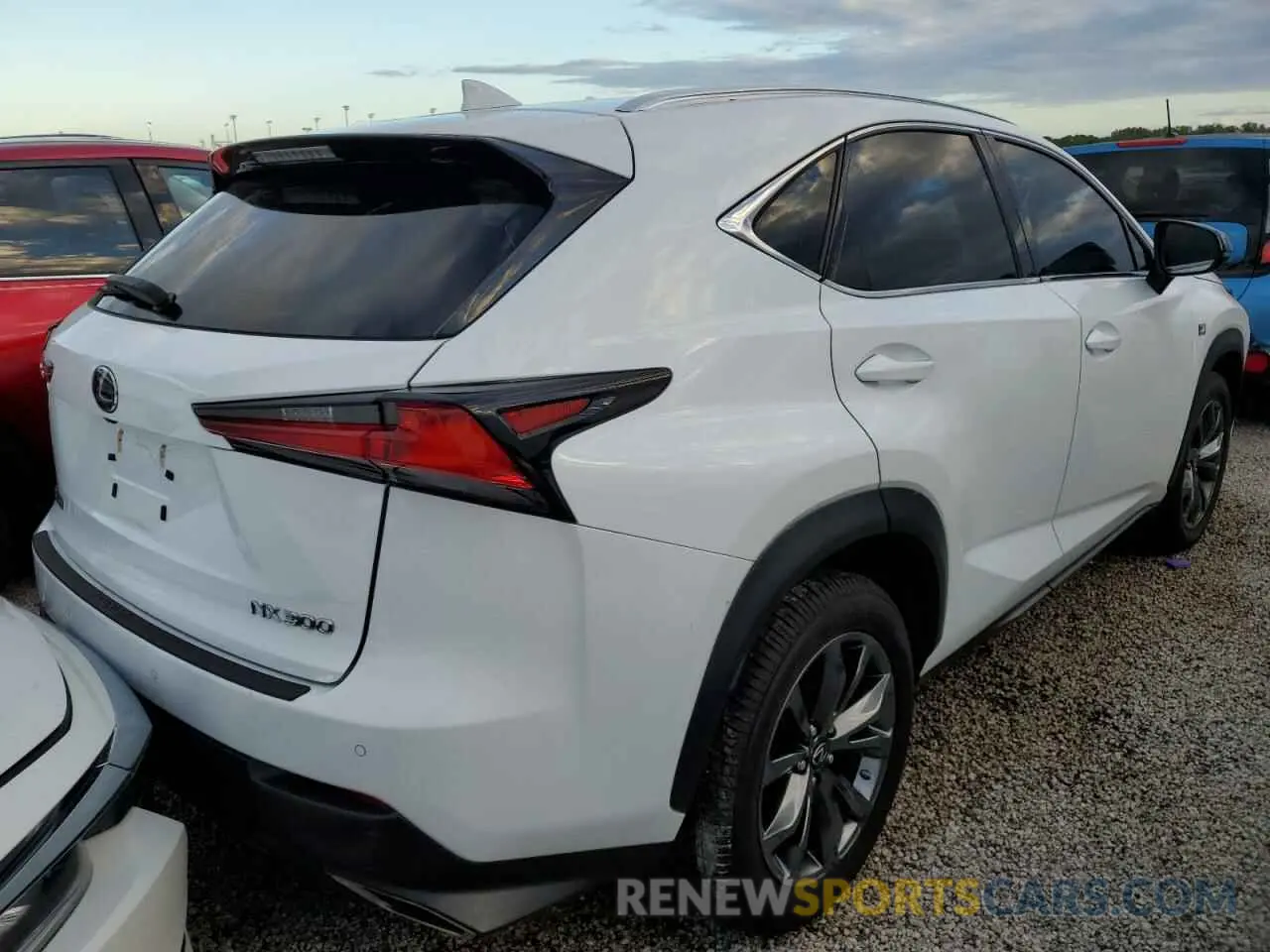 4 fotografías del automóvil dañado JTJYARBZ6K2122074 LEXUS NX 2019