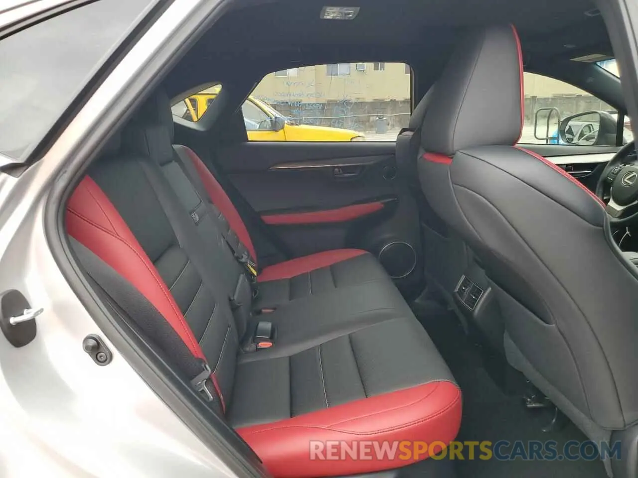 11 fotografías del automóvil dañado JTJYARBZ6K2152739 LEXUS NX 2019