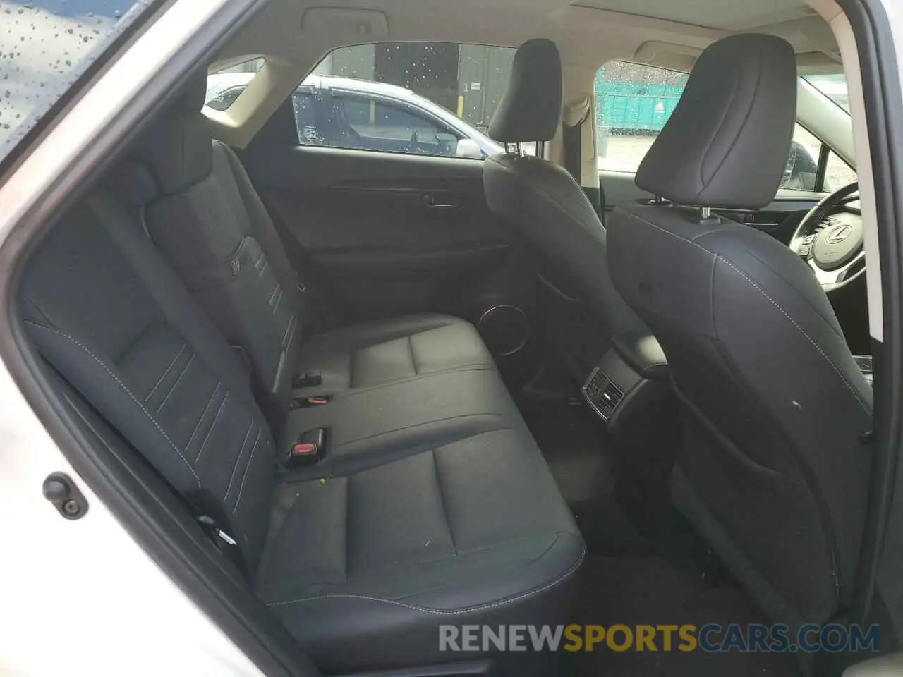 11 fotografías del automóvil dañado JTJYARBZ6K2155544 LEXUS NX 2019
