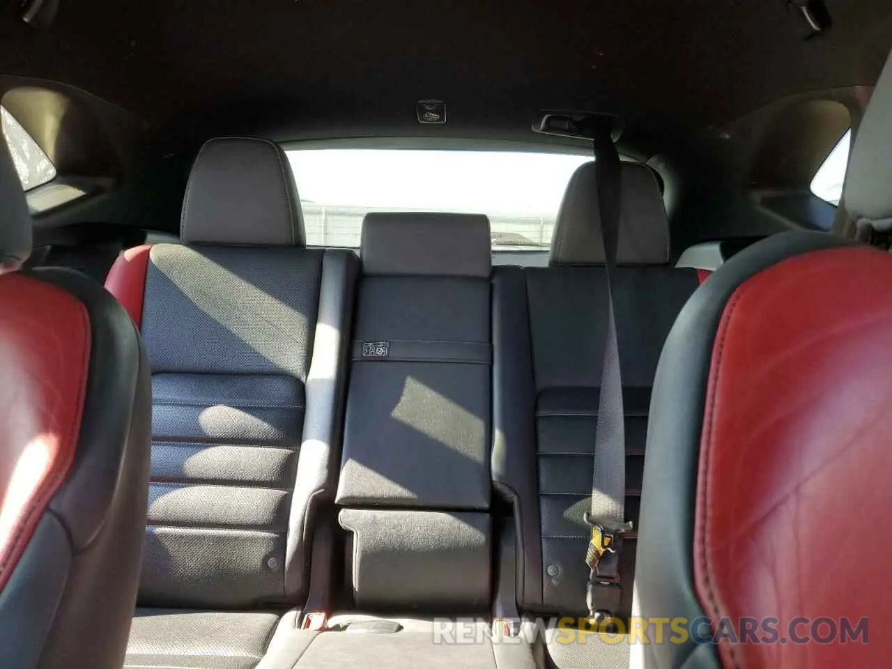 10 fotografías del automóvil dañado JTJYARBZ7K2127297 LEXUS NX 2019