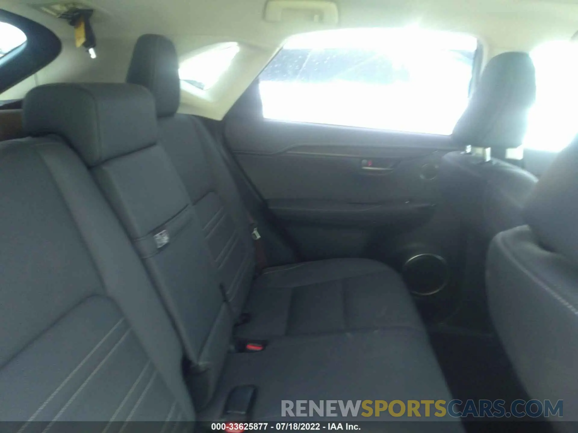 8 fotografías del automóvil dañado JTJYARBZ7K2151230 LEXUS NX 2019