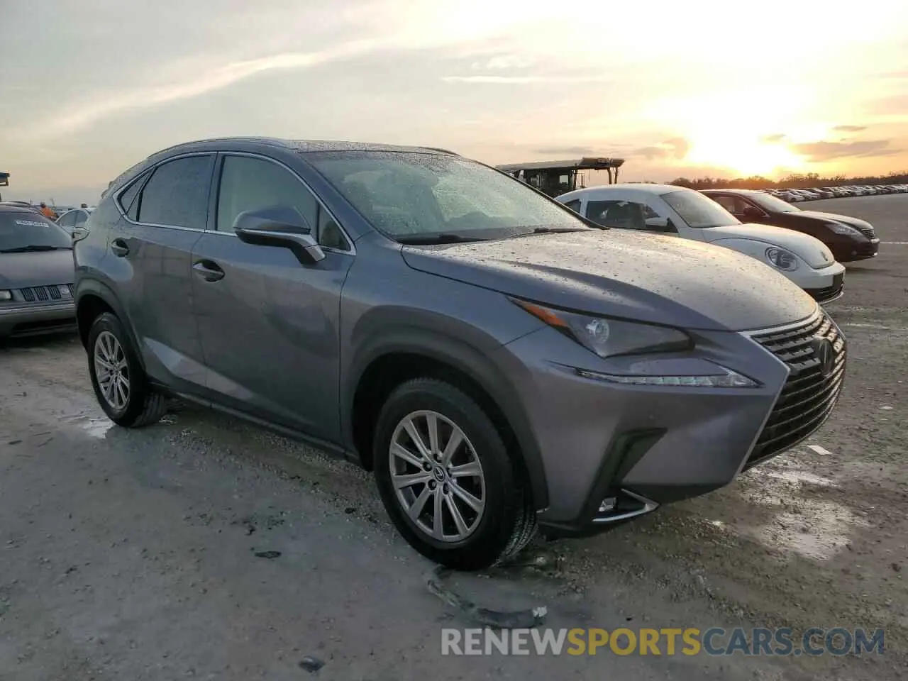 4 fotografías del automóvil dañado JTJYARBZ8K2126613 LEXUS NX 2019
