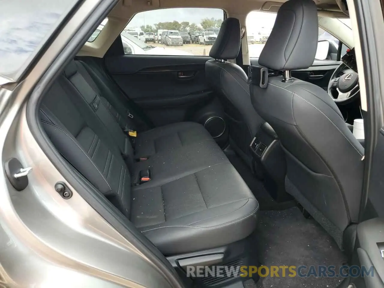 10 fotografías del automóvil dañado JTJYARBZ8K2130564 LEXUS NX 2019