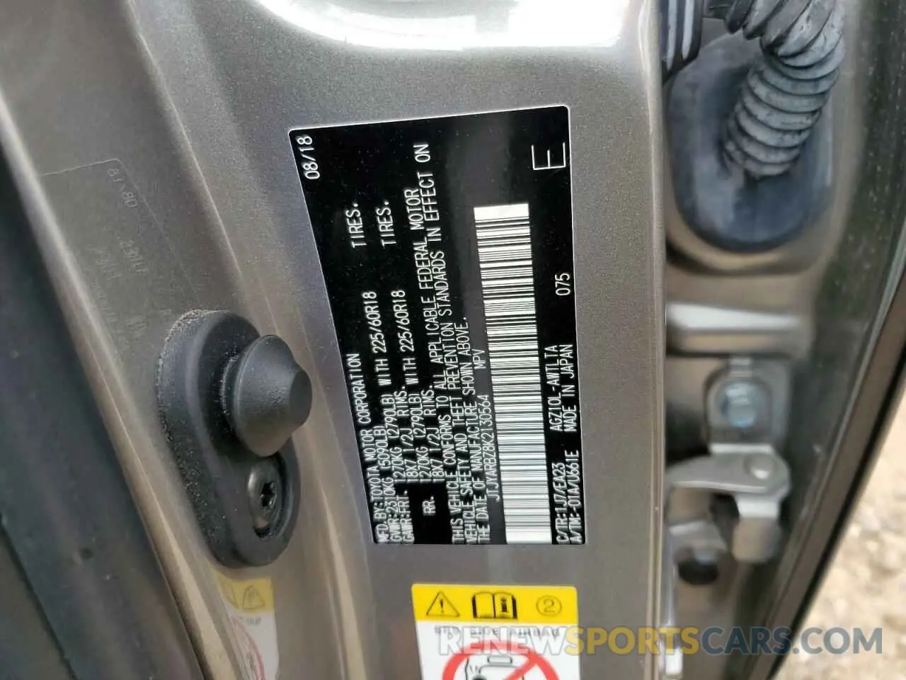 12 fotografías del automóvil dañado JTJYARBZ8K2130564 LEXUS NX 2019