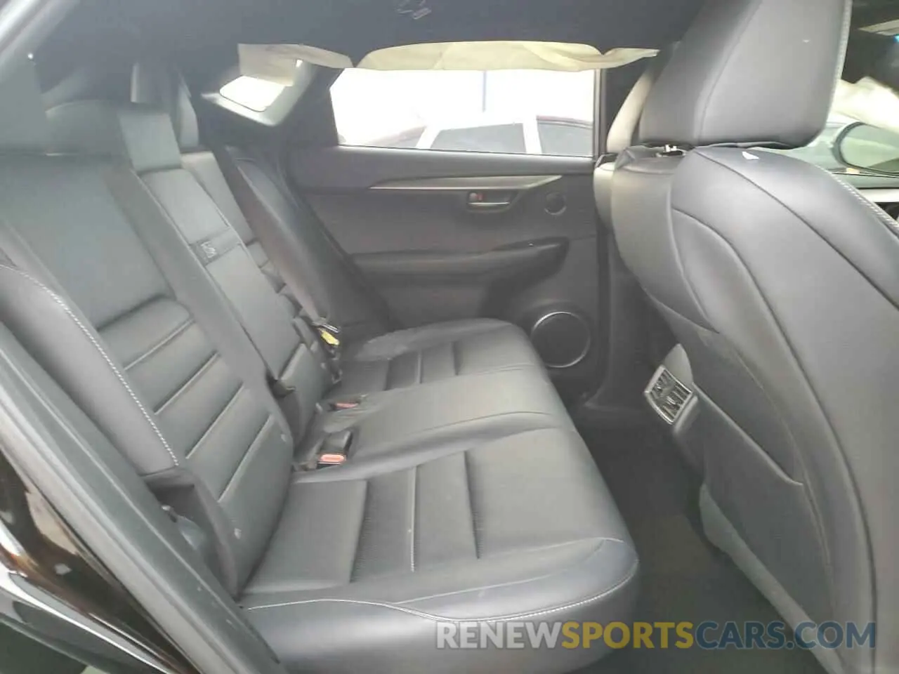 11 fotografías del automóvil dañado JTJYARBZ8K2134677 LEXUS NX 2019