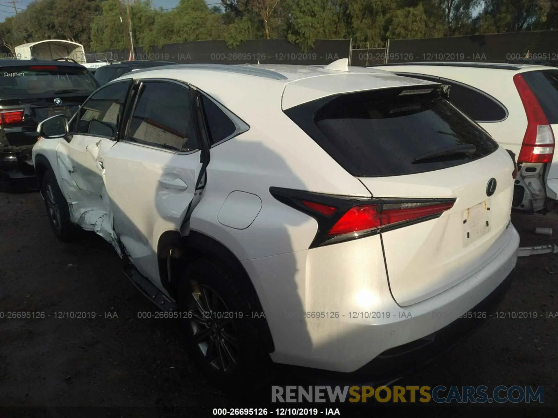 3 fotografías del automóvil dañado JTJYARBZ9K2146448 LEXUS NX 2019