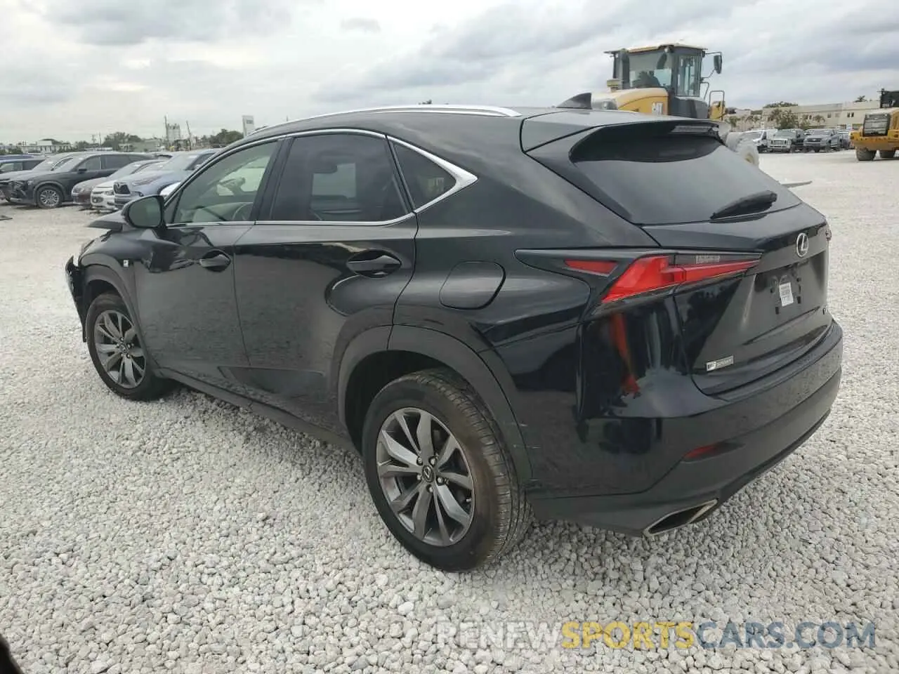 2 fotografías del automóvil dañado JTJYARBZXK2154235 LEXUS NX 2019
