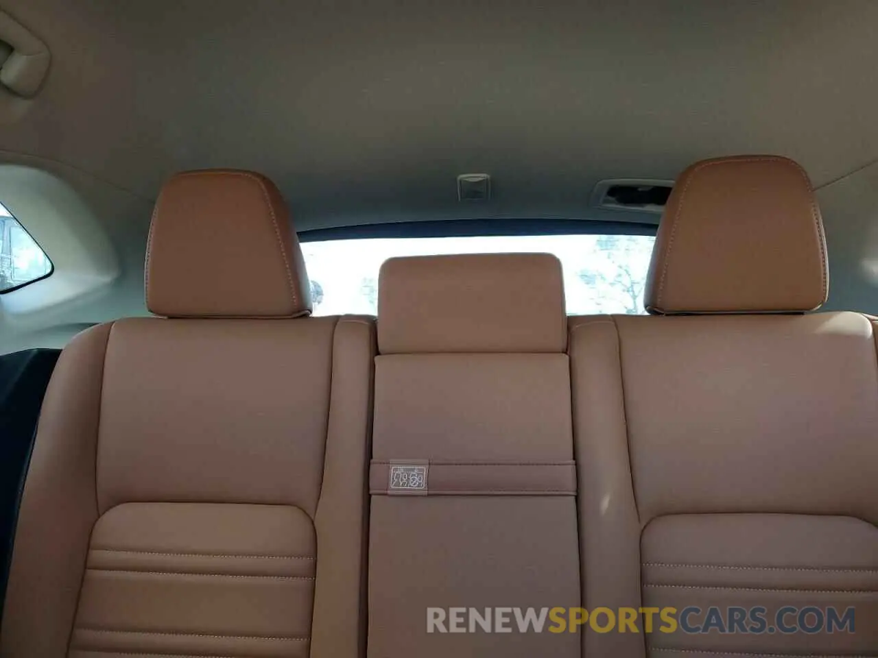 10 fotografías del automóvil dañado JTJAARBZ0L5001493 LEXUS NX 2020