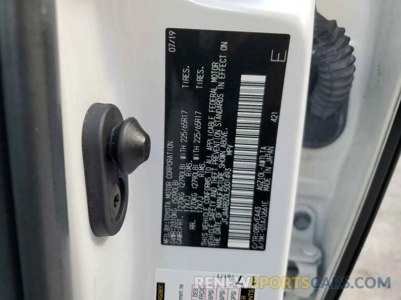 14 fotografías del automóvil dañado JTJAARBZ0L5001493 LEXUS NX 2020