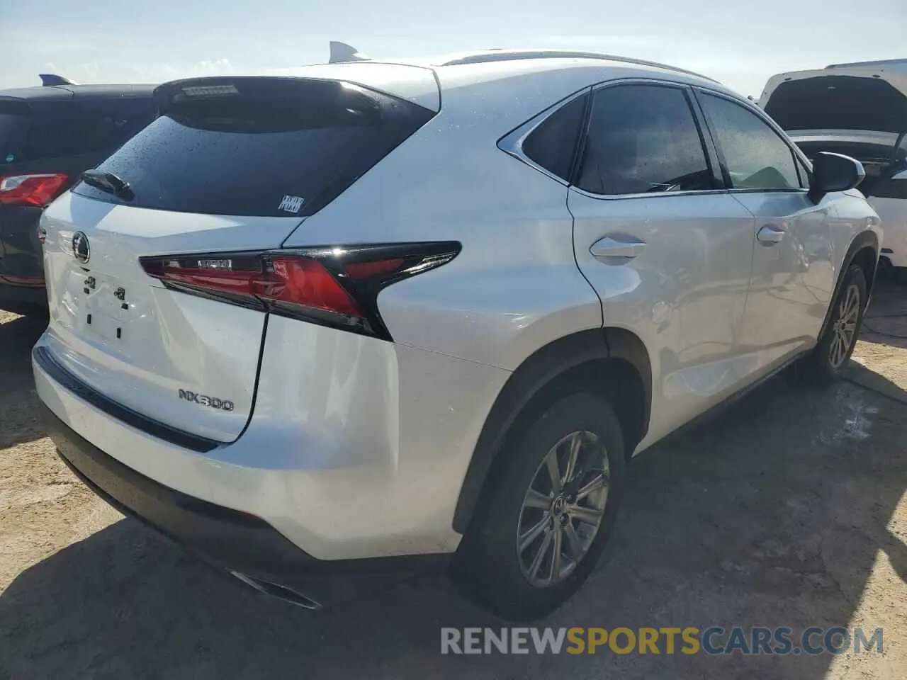 3 fotografías del automóvil dañado JTJAARBZ0L5001493 LEXUS NX 2020