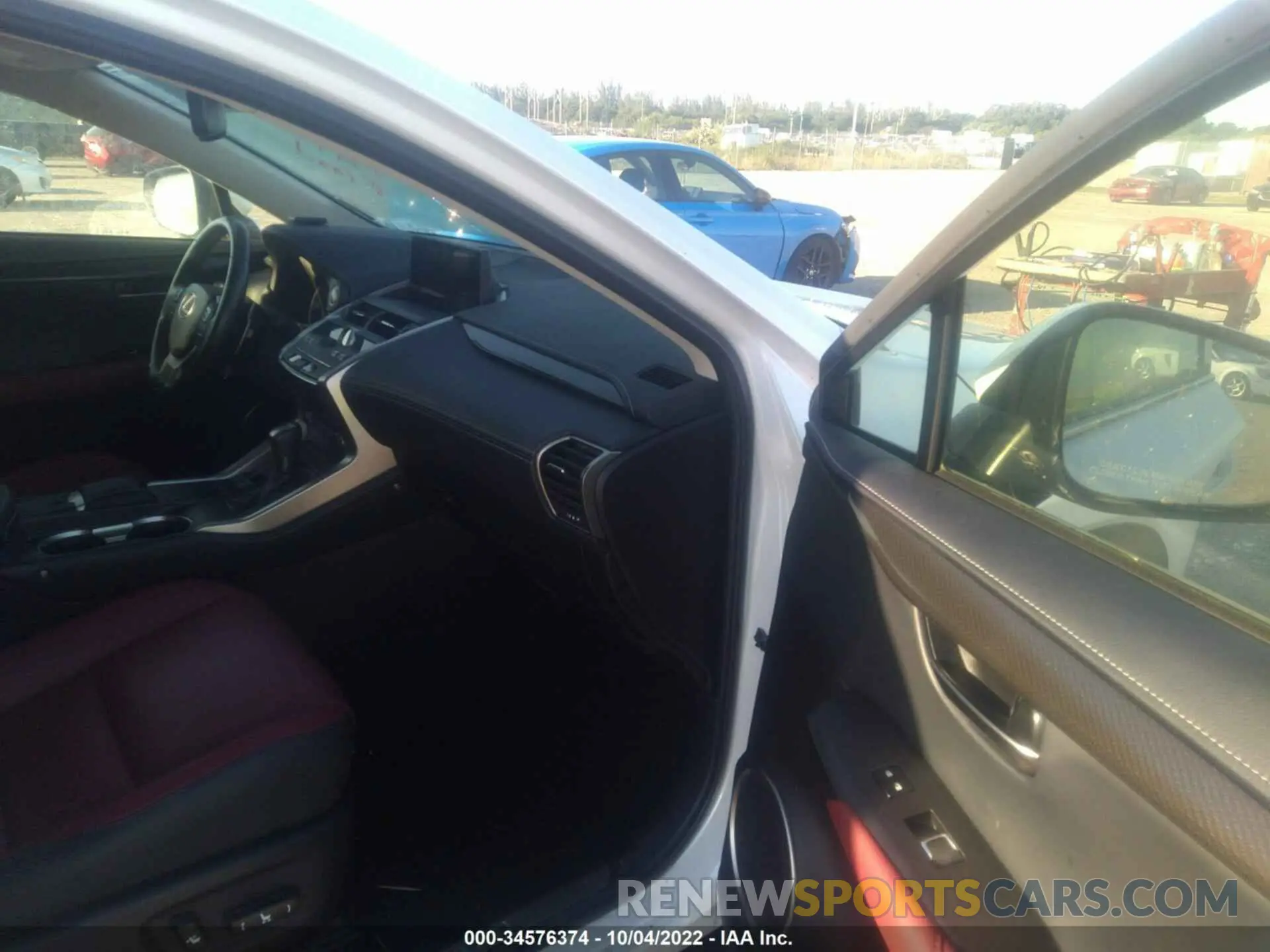 5 fotografías del automóvil dañado JTJAARBZ1L5019422 LEXUS NX 2020