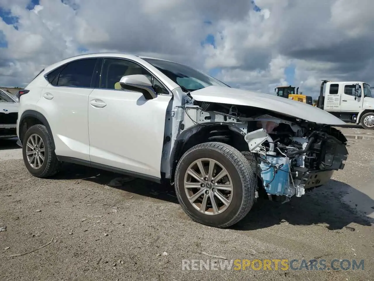 4 fotografías del automóvil dañado JTJAARBZ2L2175079 LEXUS NX 2020