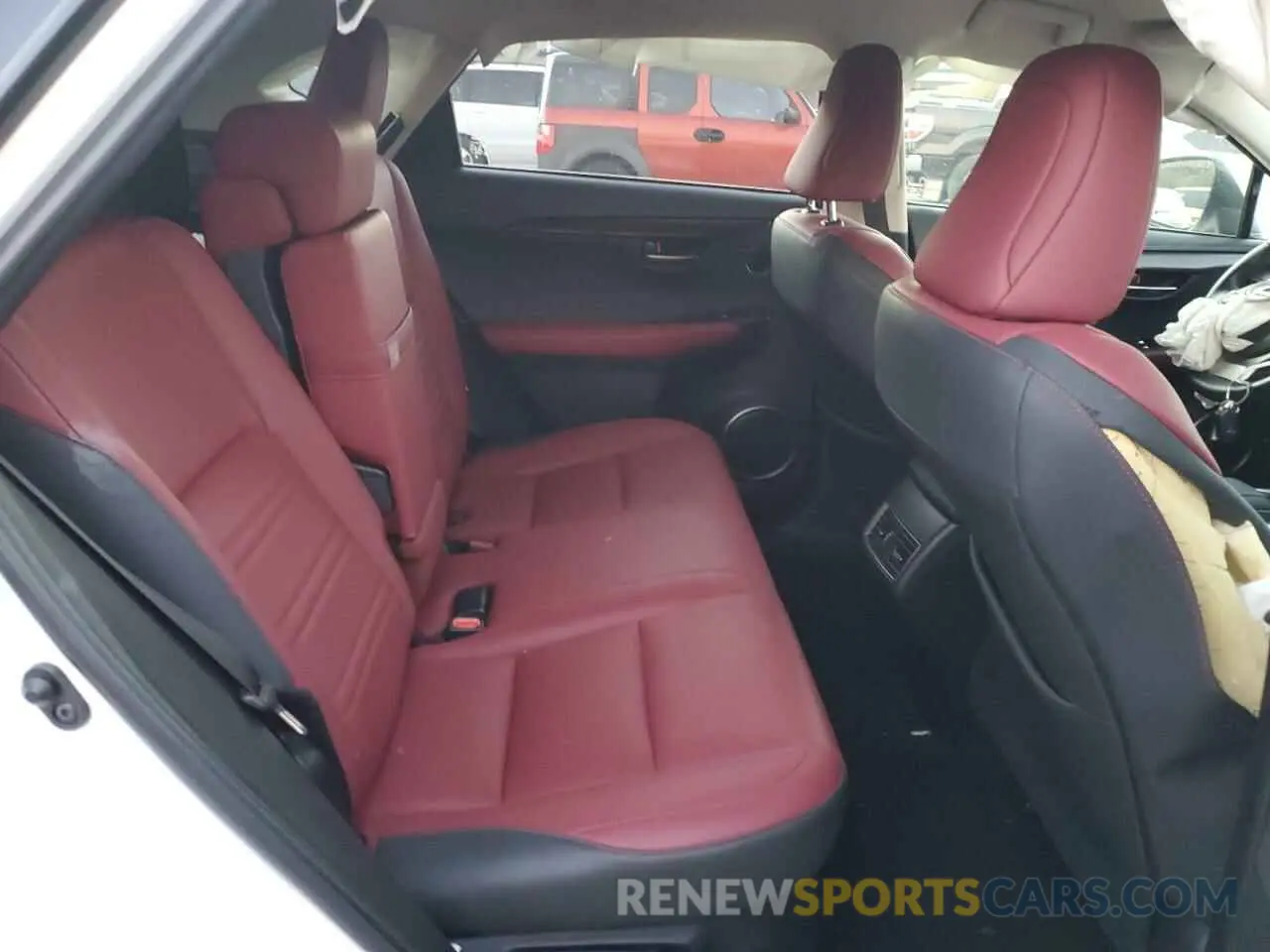 11 fotografías del automóvil dañado JTJAARBZ2L5020336 LEXUS NX 2020
