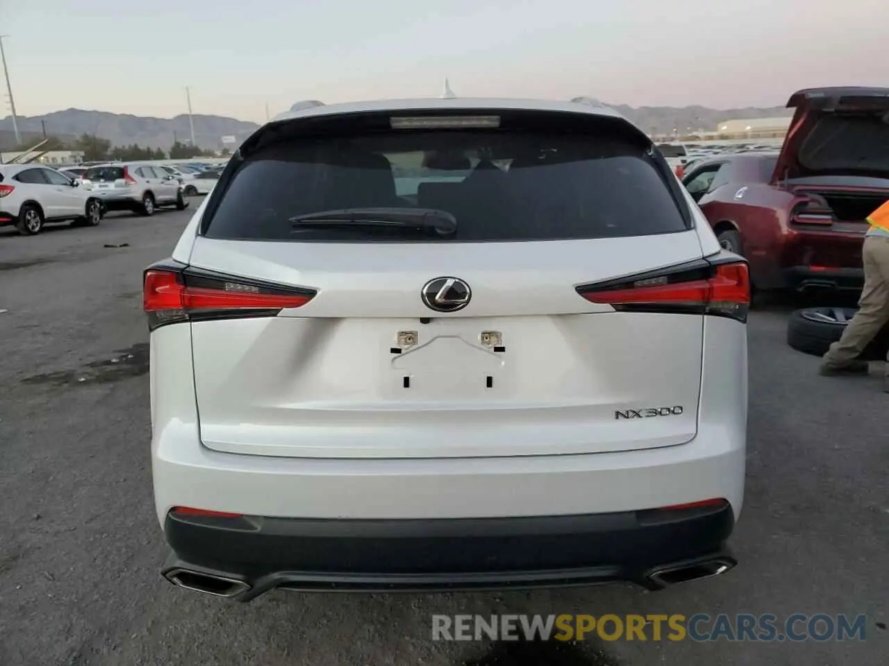 6 fotografías del automóvil dañado JTJAARBZ2L5020336 LEXUS NX 2020