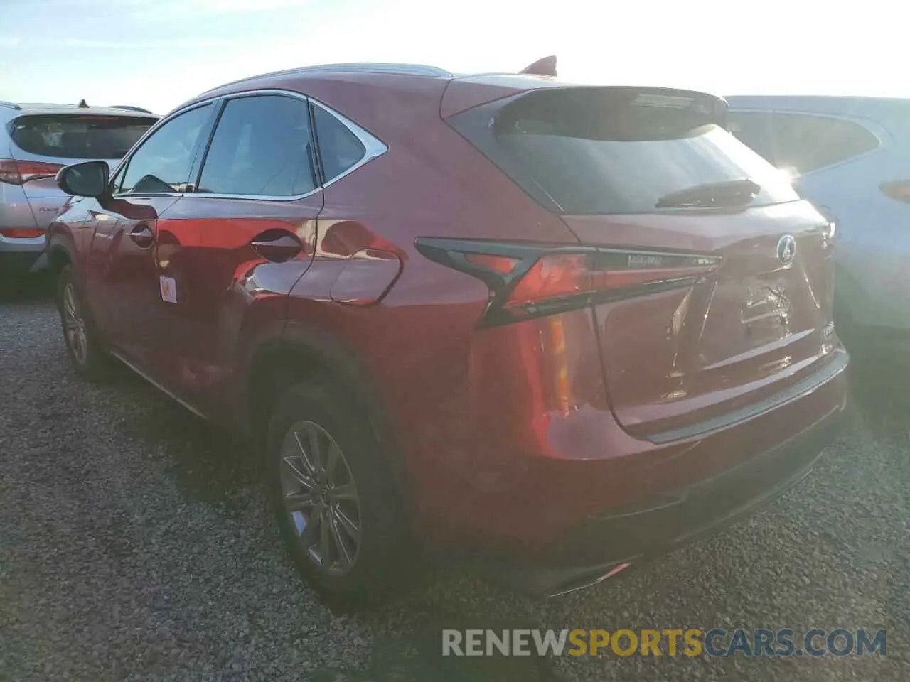 2 fotografías del automóvil dañado JTJAARBZ2L5020403 LEXUS NX 2020