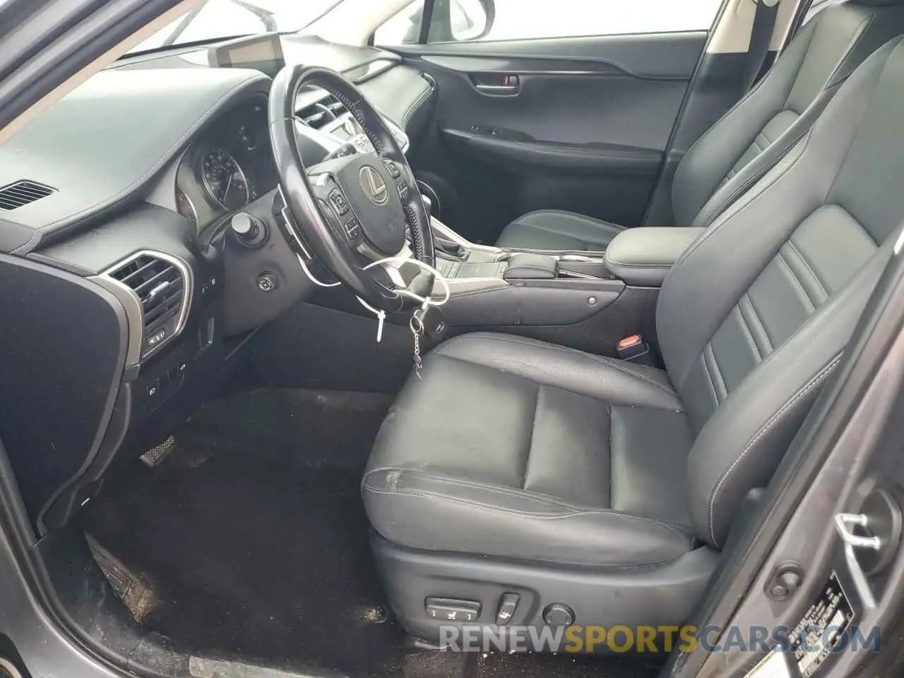 7 fotografías del automóvil dañado JTJAARBZ3L5017784 LEXUS NX 2020