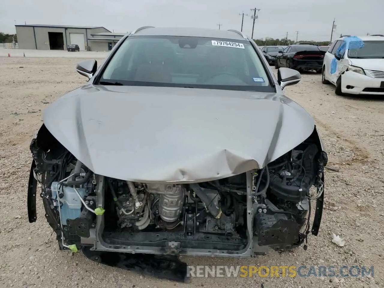 5 fotografías del automóvil dañado JTJAARBZ4L5015395 LEXUS NX 2020
