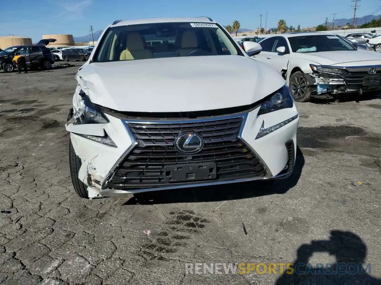 5 fotografías del automóvil dañado JTJAARBZ6L5010795 LEXUS NX 2020