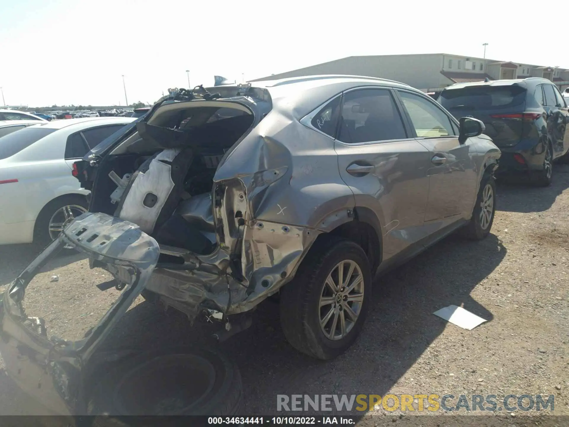 4 fotografías del automóvil dañado JTJAARBZXL2166081 LEXUS NX 2020