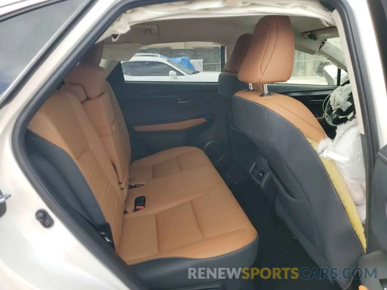 11 fotografías del automóvil dañado JTJAARBZXL5015708 LEXUS NX 2020