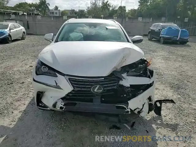 14 fotografías del automóvil dañado JTJAARBZXL5015708 LEXUS NX 2020