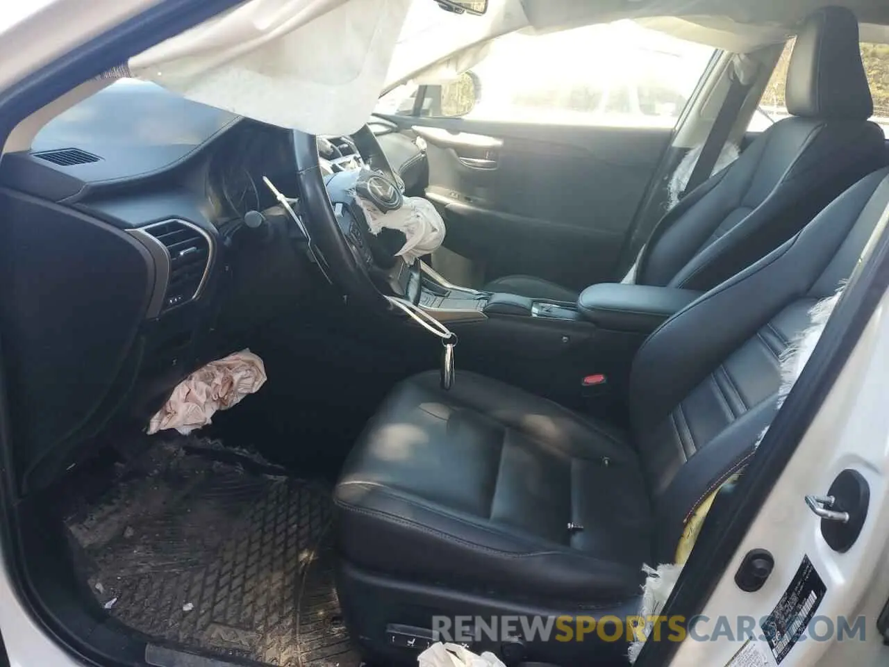 7 fotografías del automóvil dañado JTJAARDZ3L5000125 LEXUS NX 2020